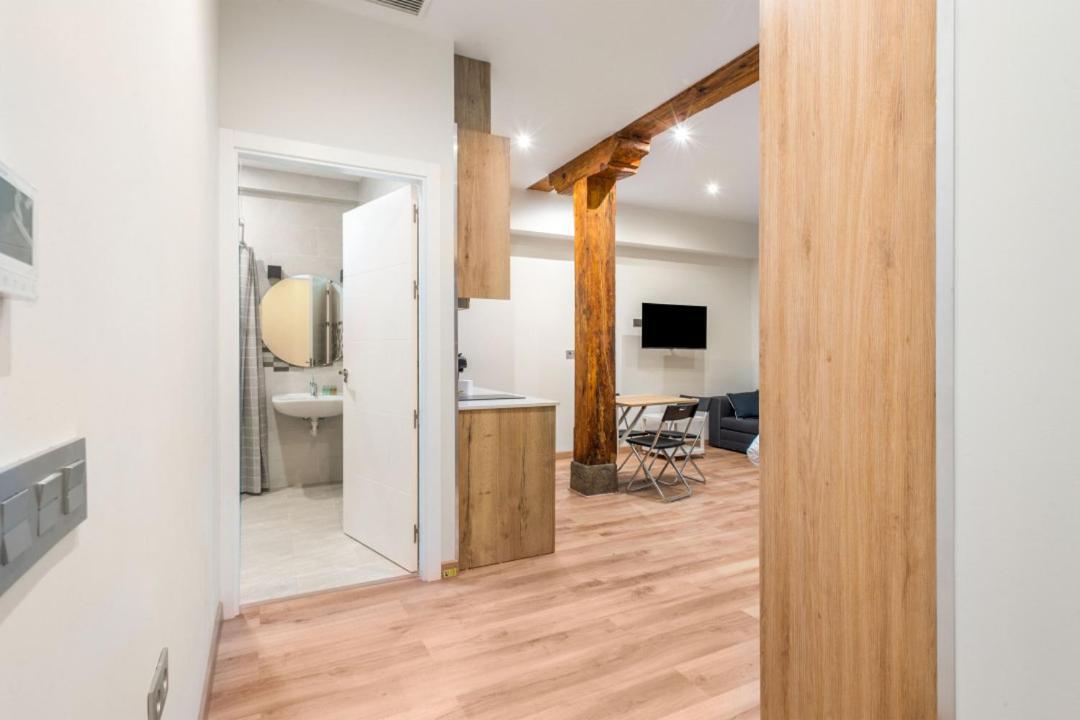 1 Bedroom 1 Bathroom Furnished - Justicia - Cozy - Mintystay Madrid Eksteriør bilde