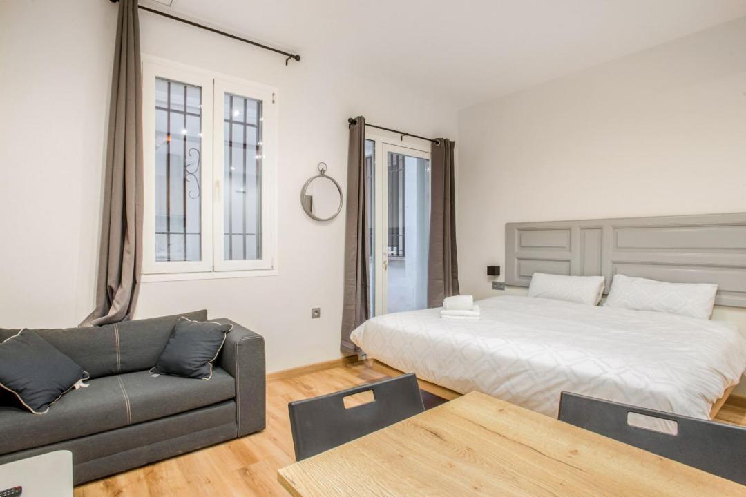 1 Bedroom 1 Bathroom Furnished - Justicia - Cozy - Mintystay Madrid Eksteriør bilde
